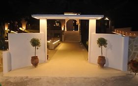Hotel Konaki